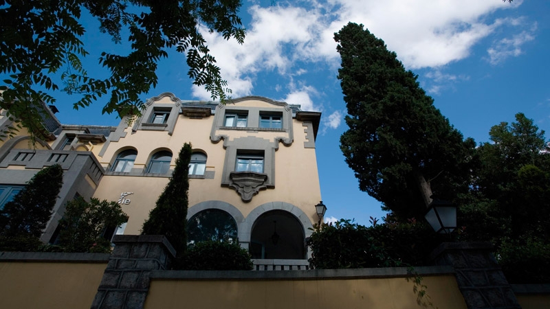 Building on Pinar 9.jpg
